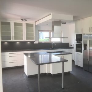 Edle Küche aus Holz / Welschoff Preist