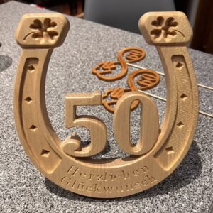 Glückseisen aus Holz